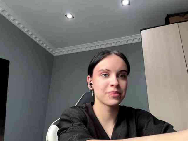 tootightwiththong webcam