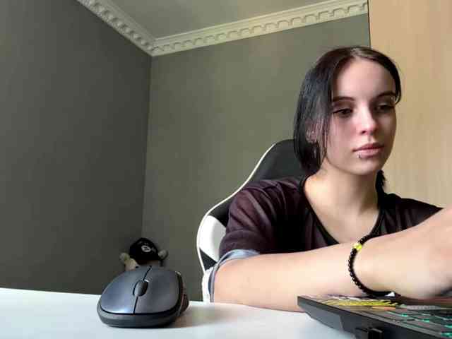 tootightwiththong webcam