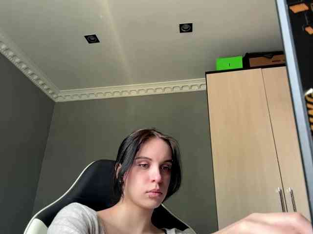 tootightwiththong webcam