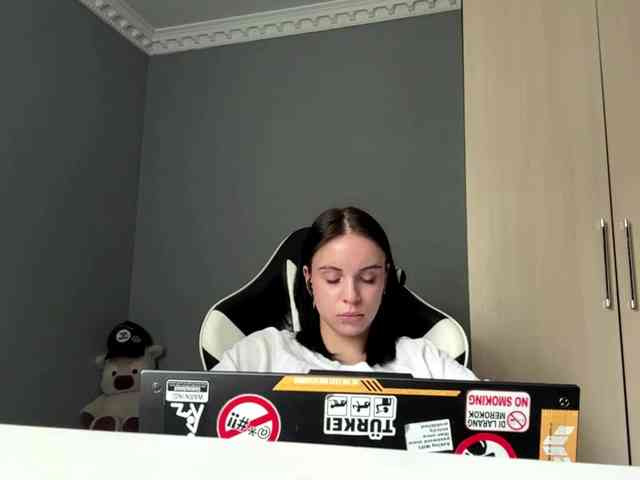 tootightwiththong webcam