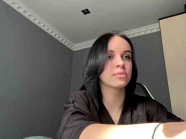 tootightwiththong webcam