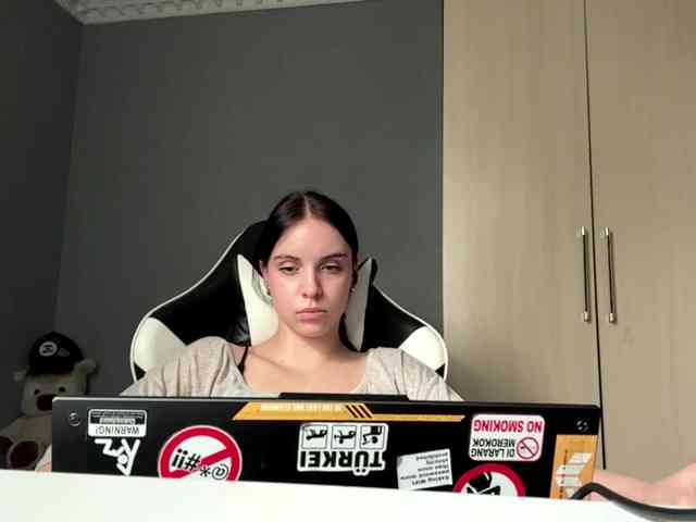 tootightwiththong webcam