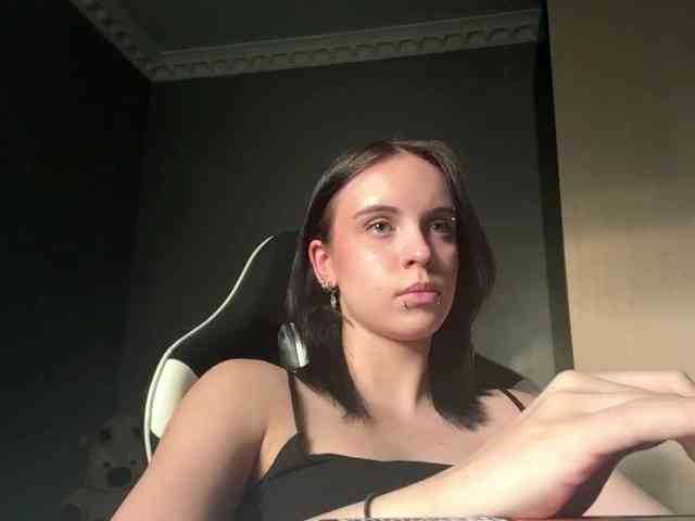 tootightwiththong webcam