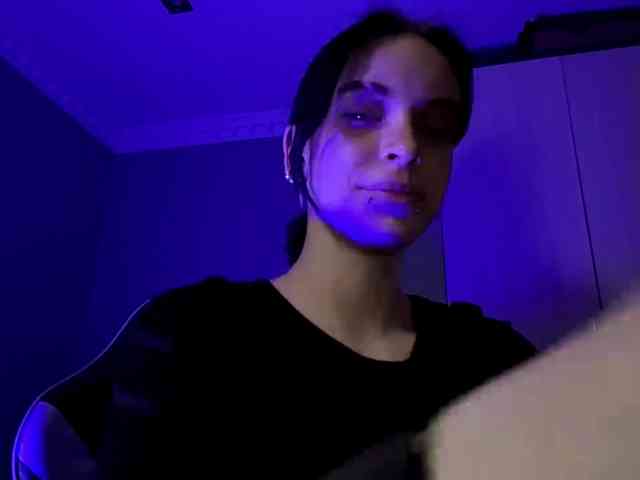 tootightwiththong webcam