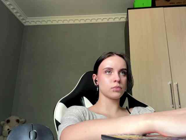 tootightwiththong webcam