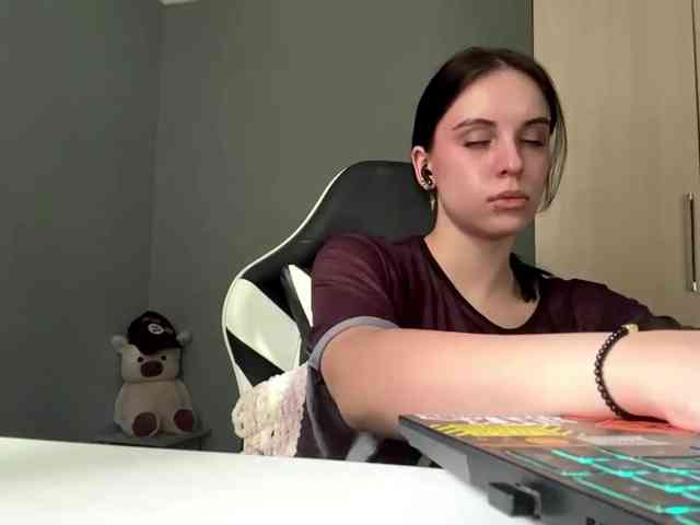 tootightwiththong webcam