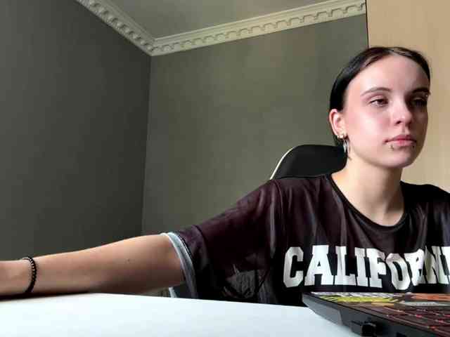 tootightwiththong webcam