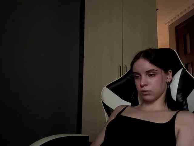 tootightwiththong webcam