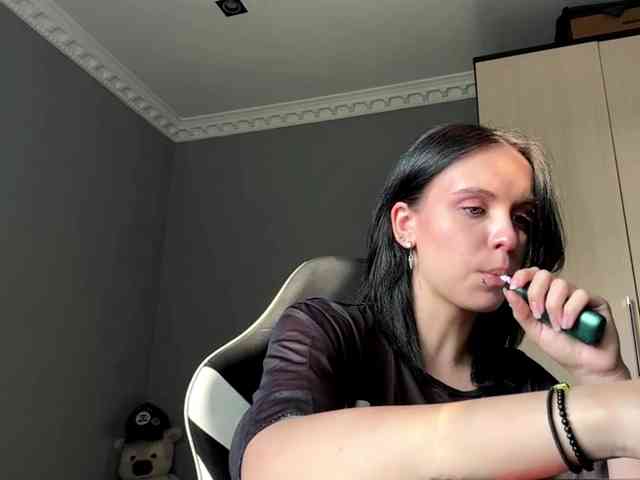tootightwiththong webcam