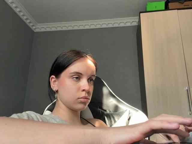 tootightwiththong webcam
