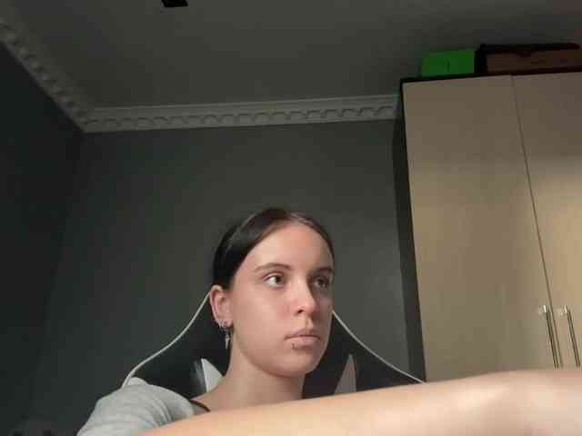 tootightwiththong webcam