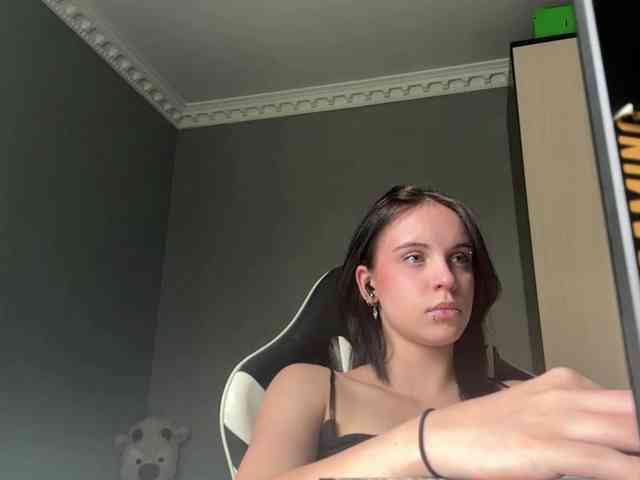 tootightwiththong webcam