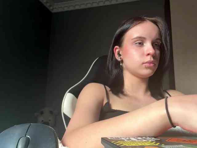 tootightwiththong webcam