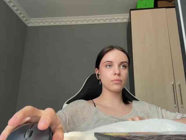 tootightwiththong webcam