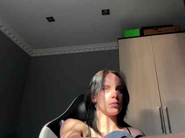 tootightwiththong webcam