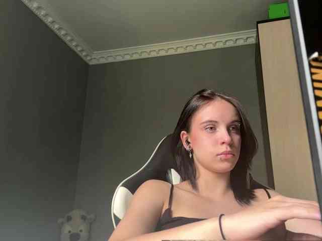 tootightwiththong webcam