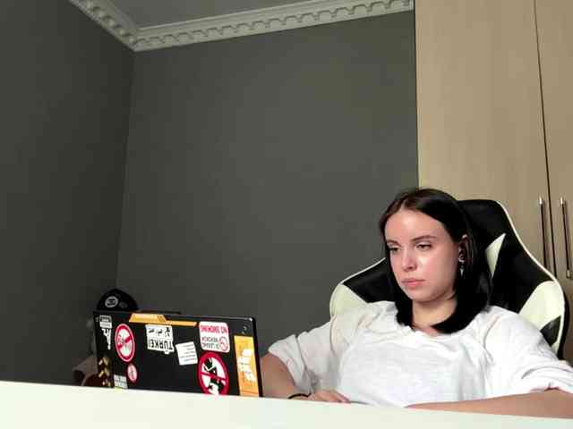 tootightwiththong webcam