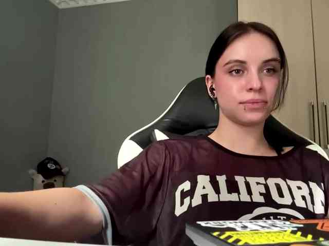 tootightwiththong webcam
