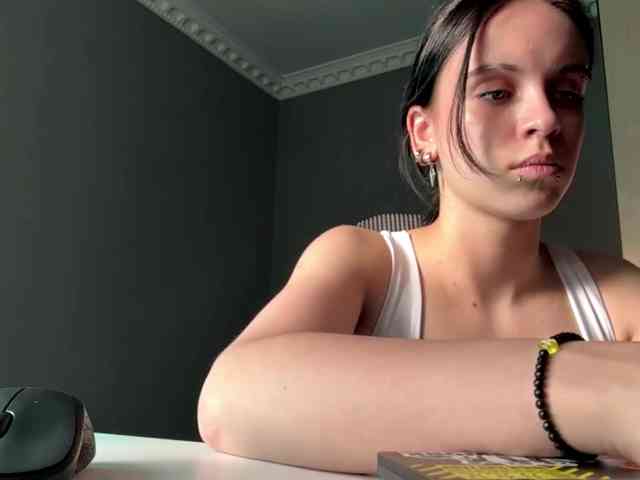 tootightwiththong webcam