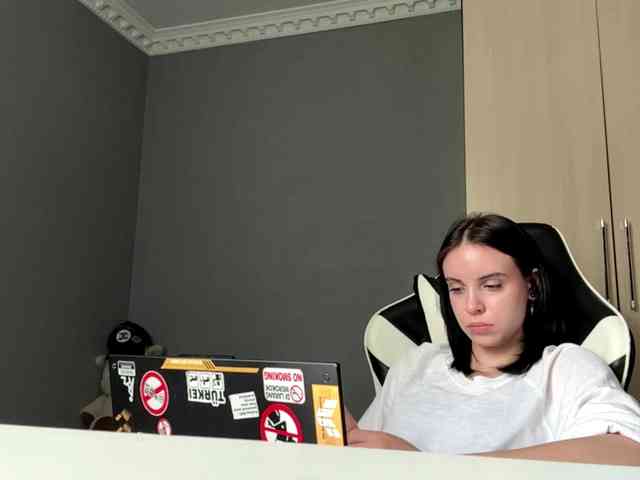 tootightwiththong webcam