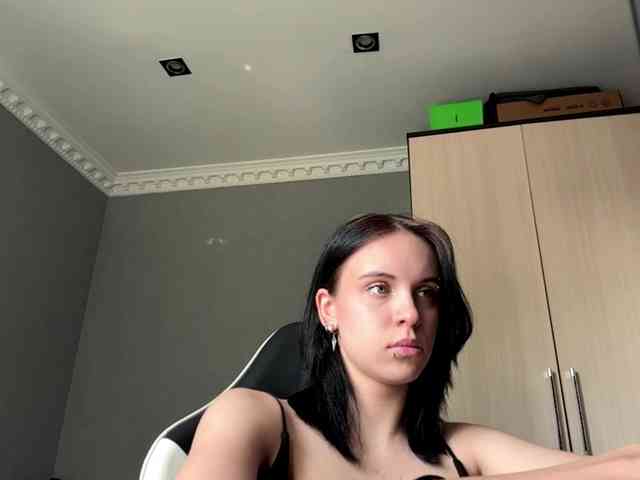 tootightwiththong webcam