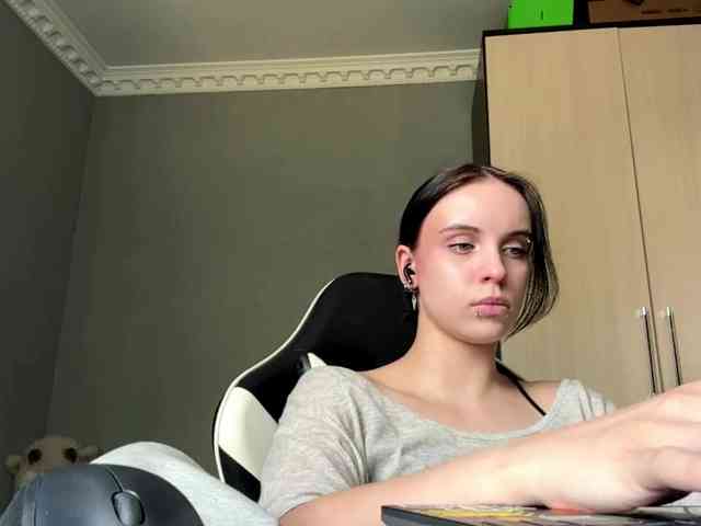 tootightwiththong webcam