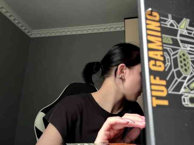 tootightwiththong webcam