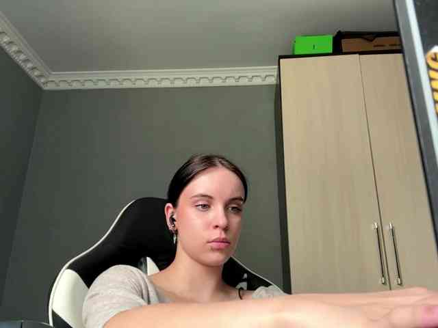 tootightwiththong webcam