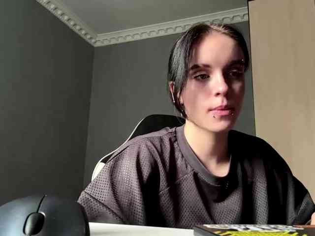 tootightwiththong webcam