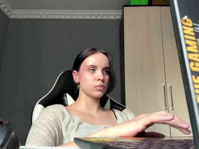 tootightwiththong webcam