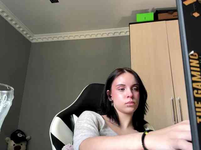 tootightwiththong webcam