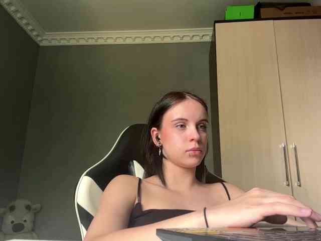 tootightwiththong webcam