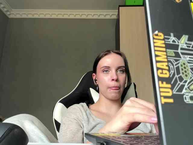 tootightwiththong webcam