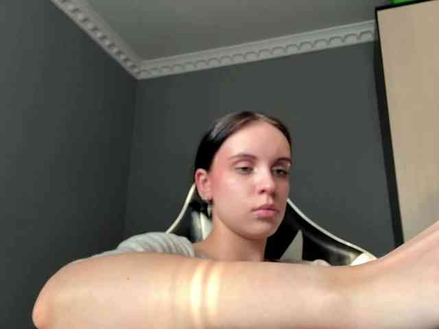tootightwiththong webcam