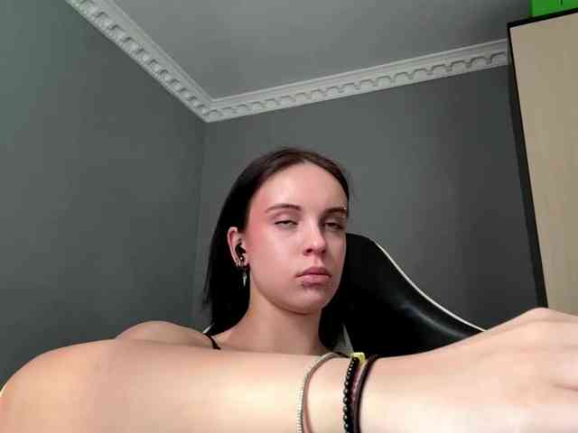 tootightwiththong webcam