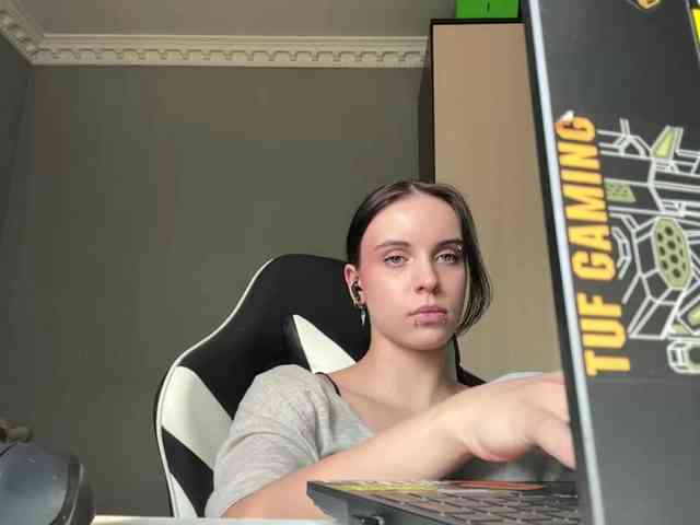 tootightwiththong webcam