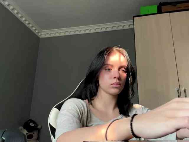 tootightwiththong webcam