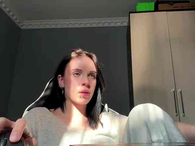 tootightwiththong webcam