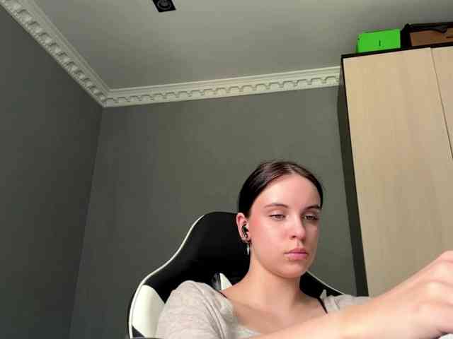tootightwiththong webcam