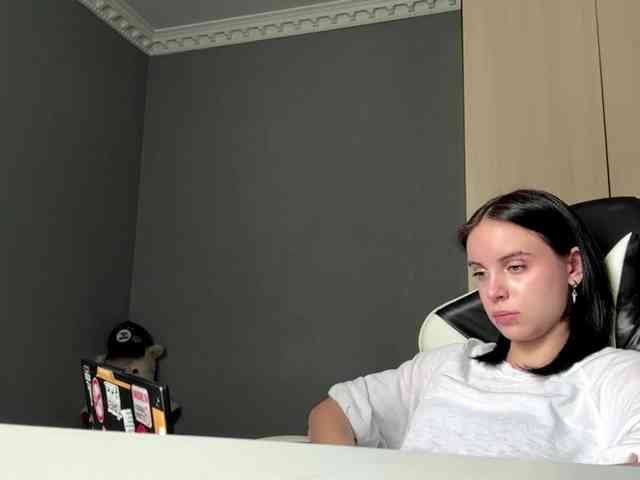 tootightwiththong webcam