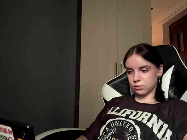tootightwiththong webcam