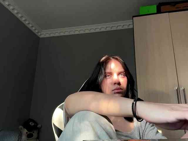tootightwiththong webcam