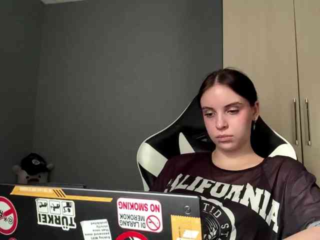 tootightwiththong webcam