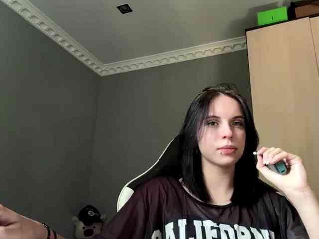 tootightwiththong webcam