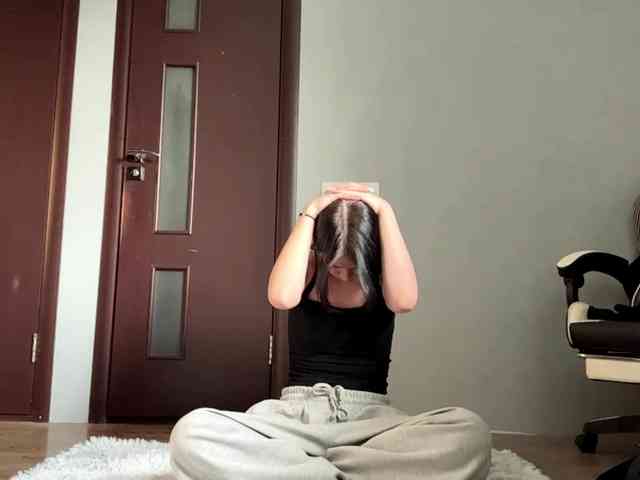 tootightwiththong
