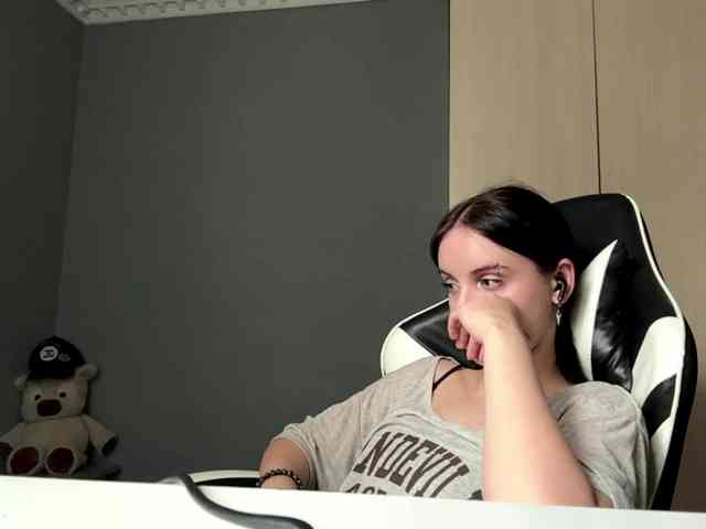tootightwiththong webcam
