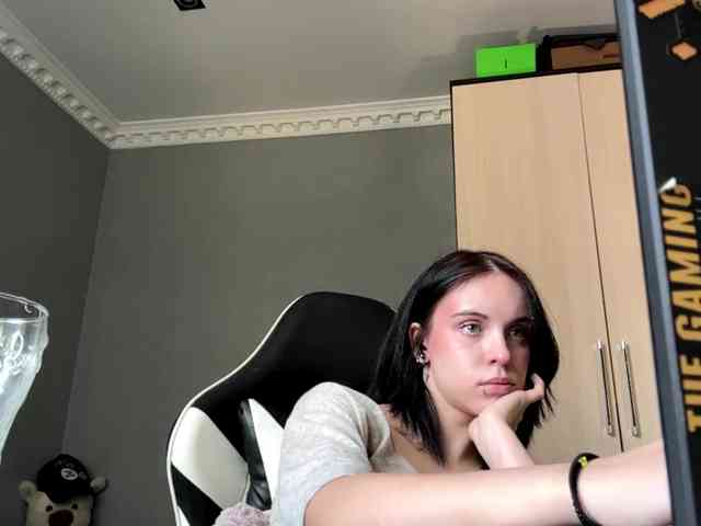 tootightwiththong webcam