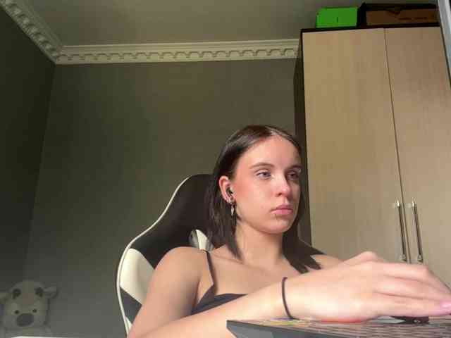 tootightwiththong webcam