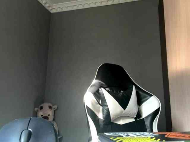tootightwiththong webcam