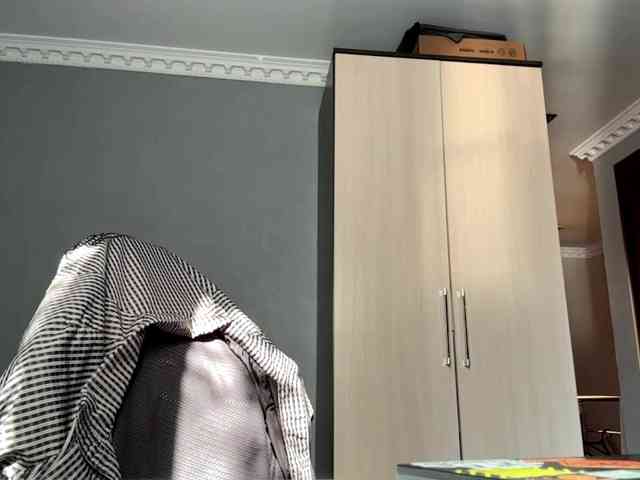 tootightwiththong webcam